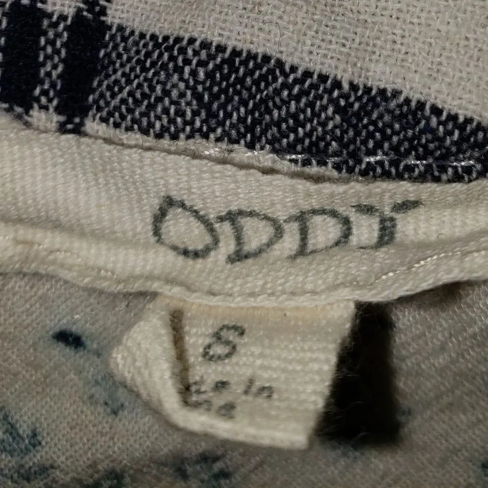 Oddy Top - Picture 4 of 5